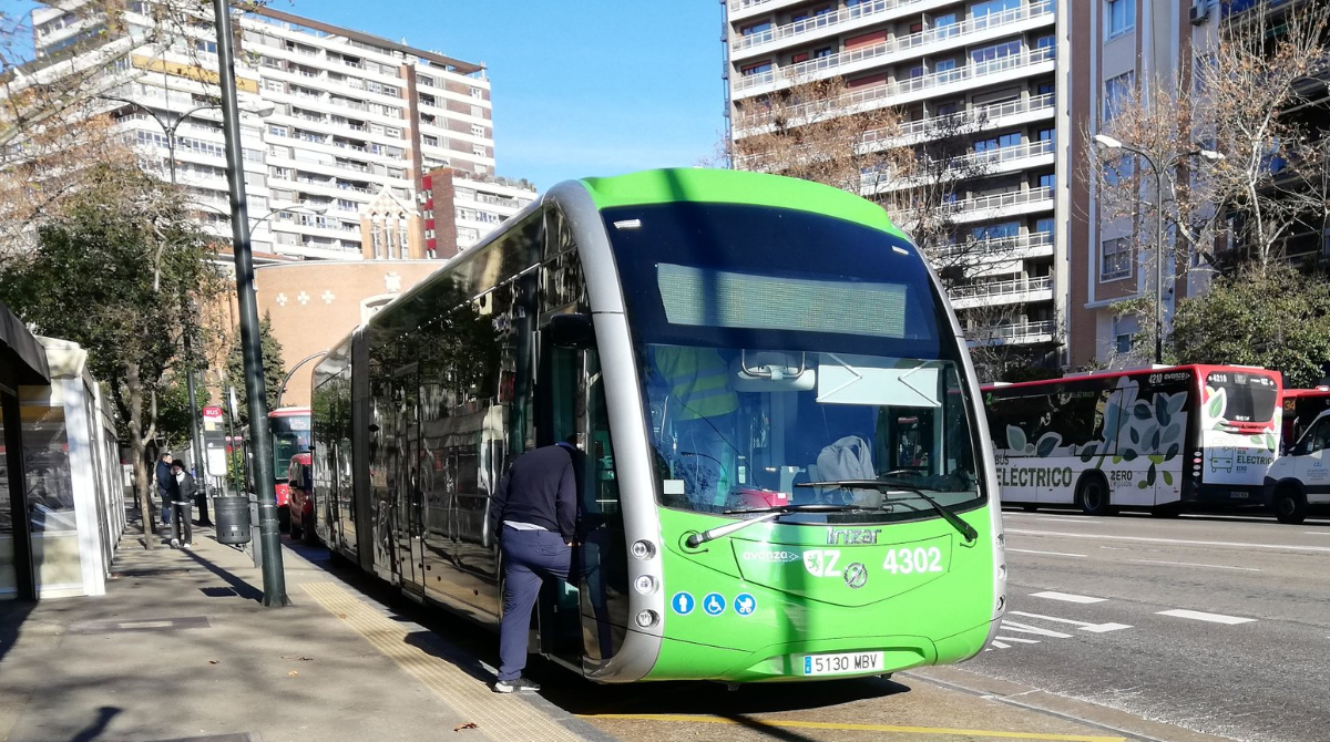 Mascarillas en el transporte público de Zaragoza. 