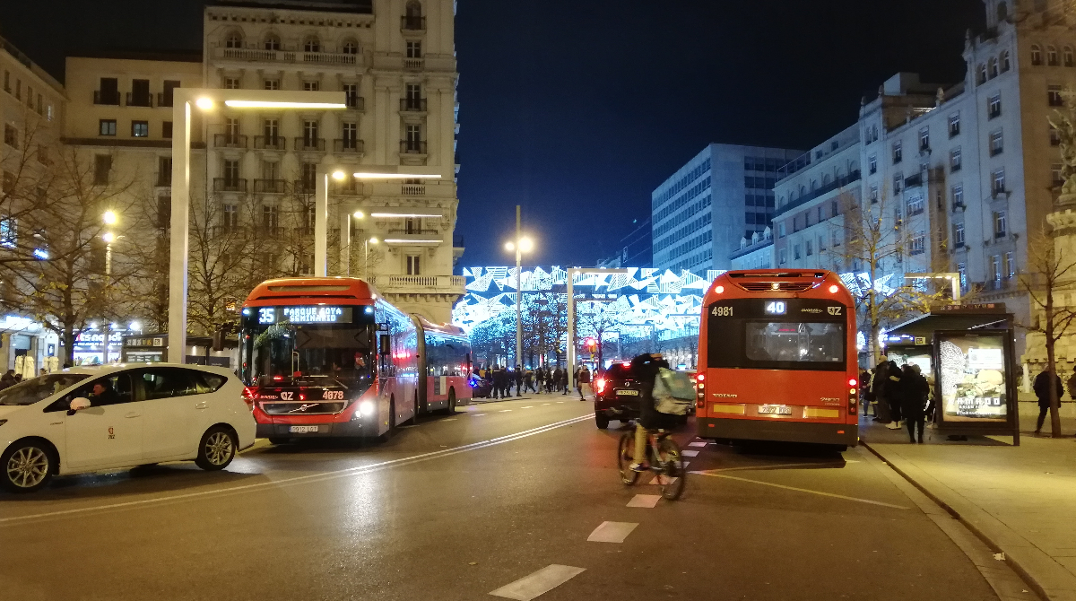 Horarios y servicios de Navidad en el transporte de Zaragoza. 