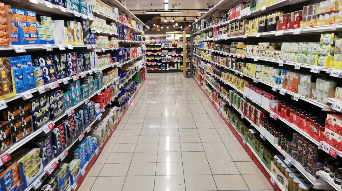 Horarios de los supermercados en Zaragoza en la Nochebuena y Navidad