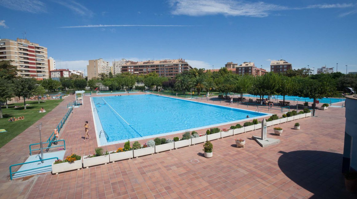 Jornada de puertas abiertas en las piscinas de Zaragoza
